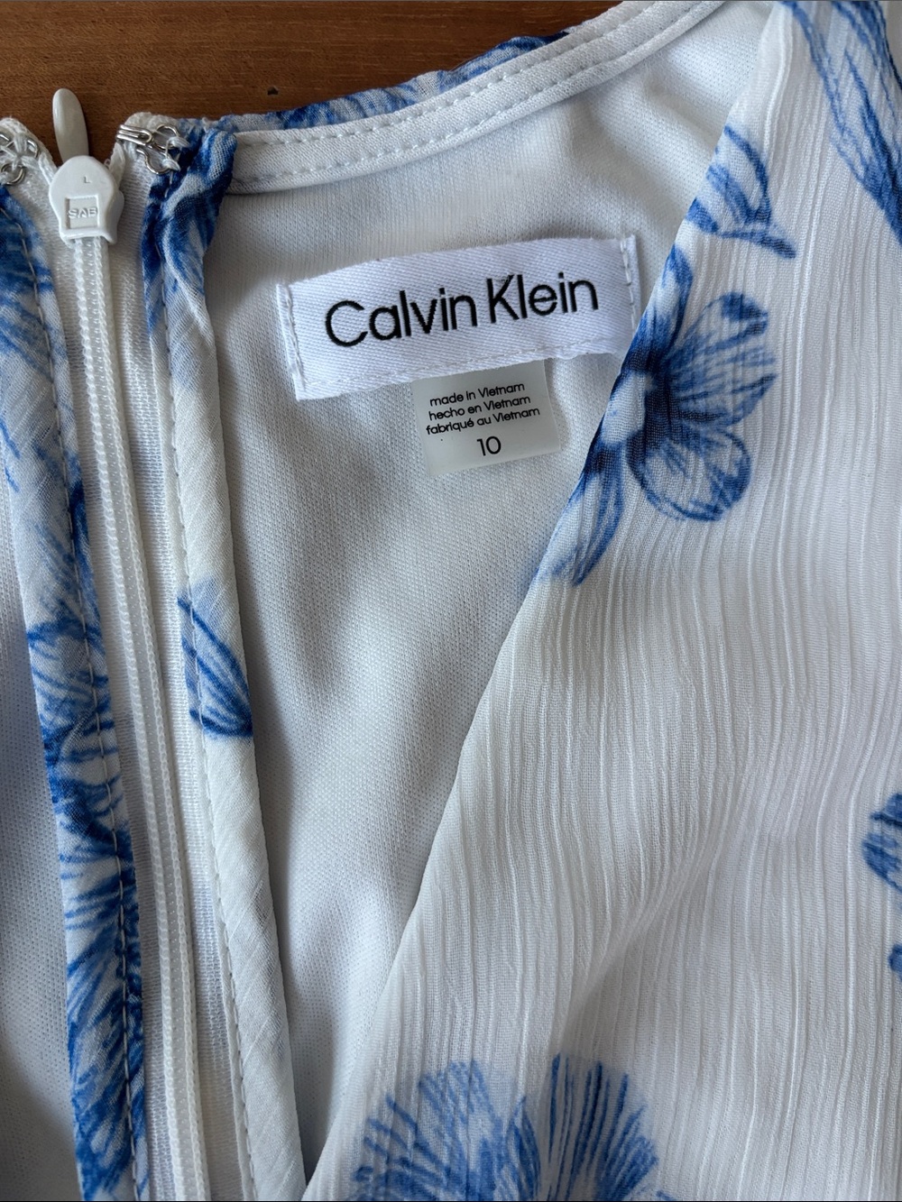 Calvin Klein chiffon dress - Picture 6 of 14